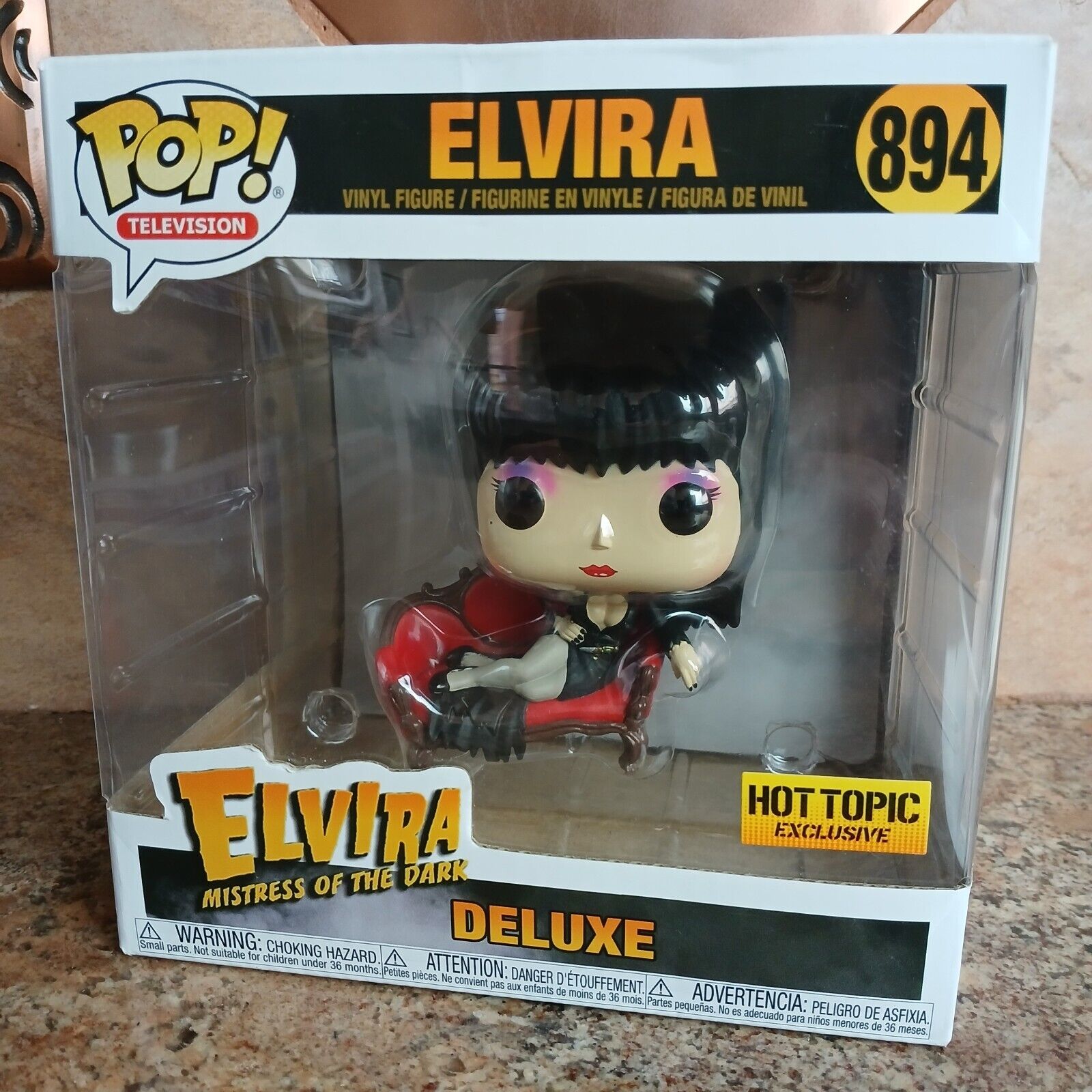 VAULTED Funko POP Deluxe 894 Elvira Mistress of The Dark On Couch - Box DAMAGED