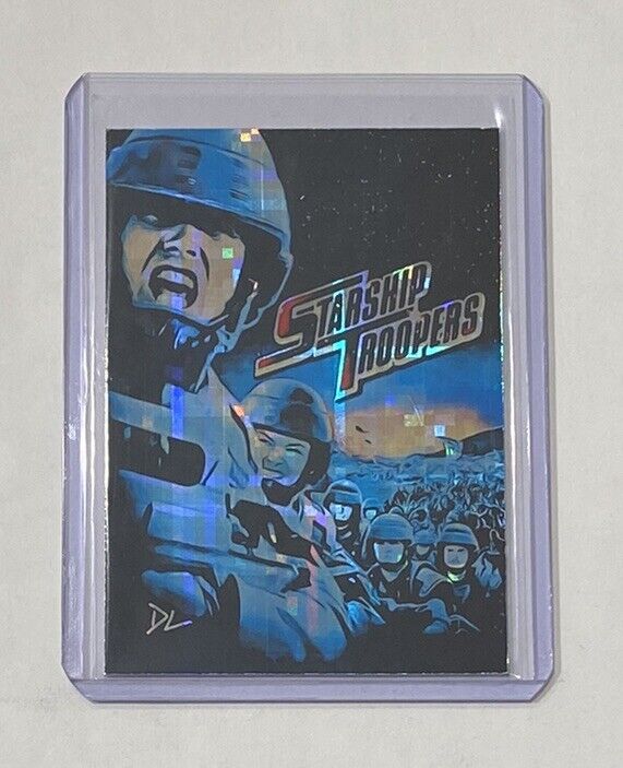 Starship Troopers Limited Artist Signed “Everyone Fights” Refractor Card 1/1