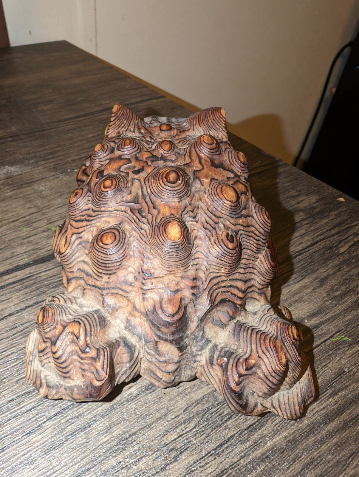 Vintage Cryptomeria/Sugi Japanese Wood Carved Toad Figurine 6\