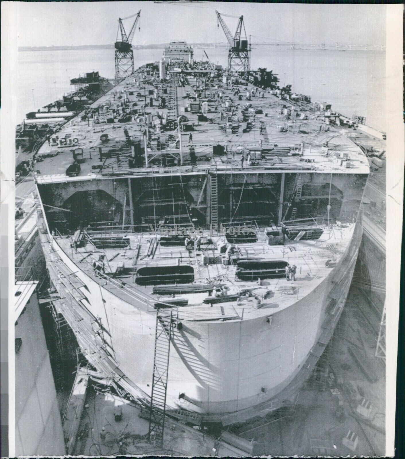 1974 Ultra Large Crude Carrier Super Tanker Shipyard Transportation 7X9 Photo