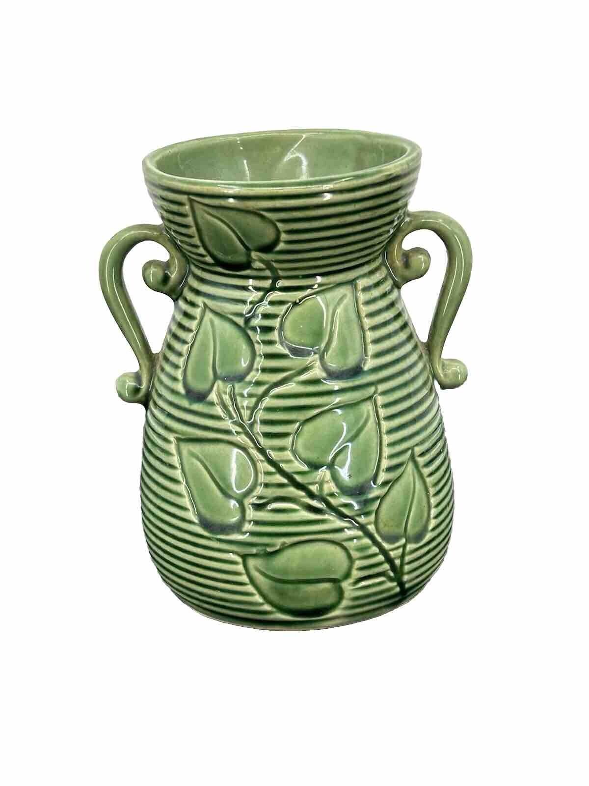 Vintage Shawnee Pottery Green #805 TRAILING IVY Handled Vase