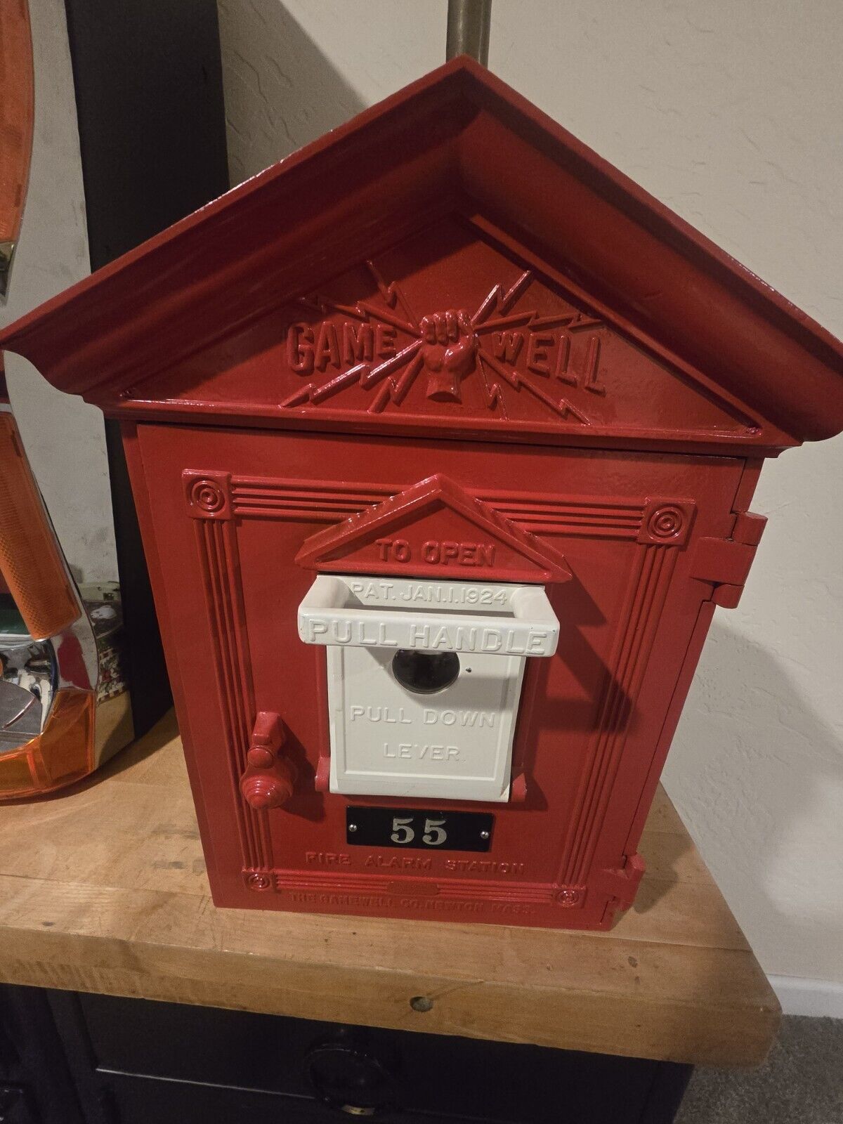 Antique Gamewell Fire Dept Fire Alarm Box Light With Key