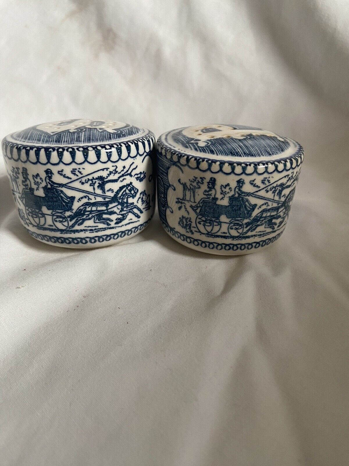 Currier And Ives Blue Salt and Pepper 