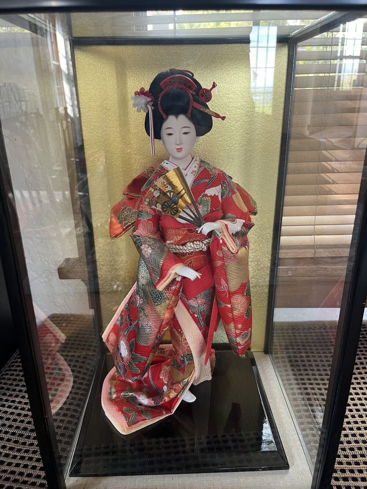 Vintage Japanese Geisha Doll In Glass Wood Case Box Is 20x12x10”