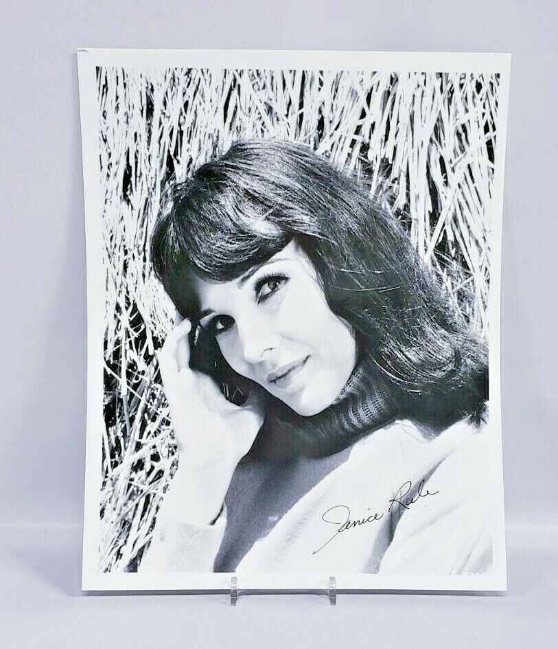 Autographed photo of Janice Rule Photo 1967 The Ambushers 8x10 No COA