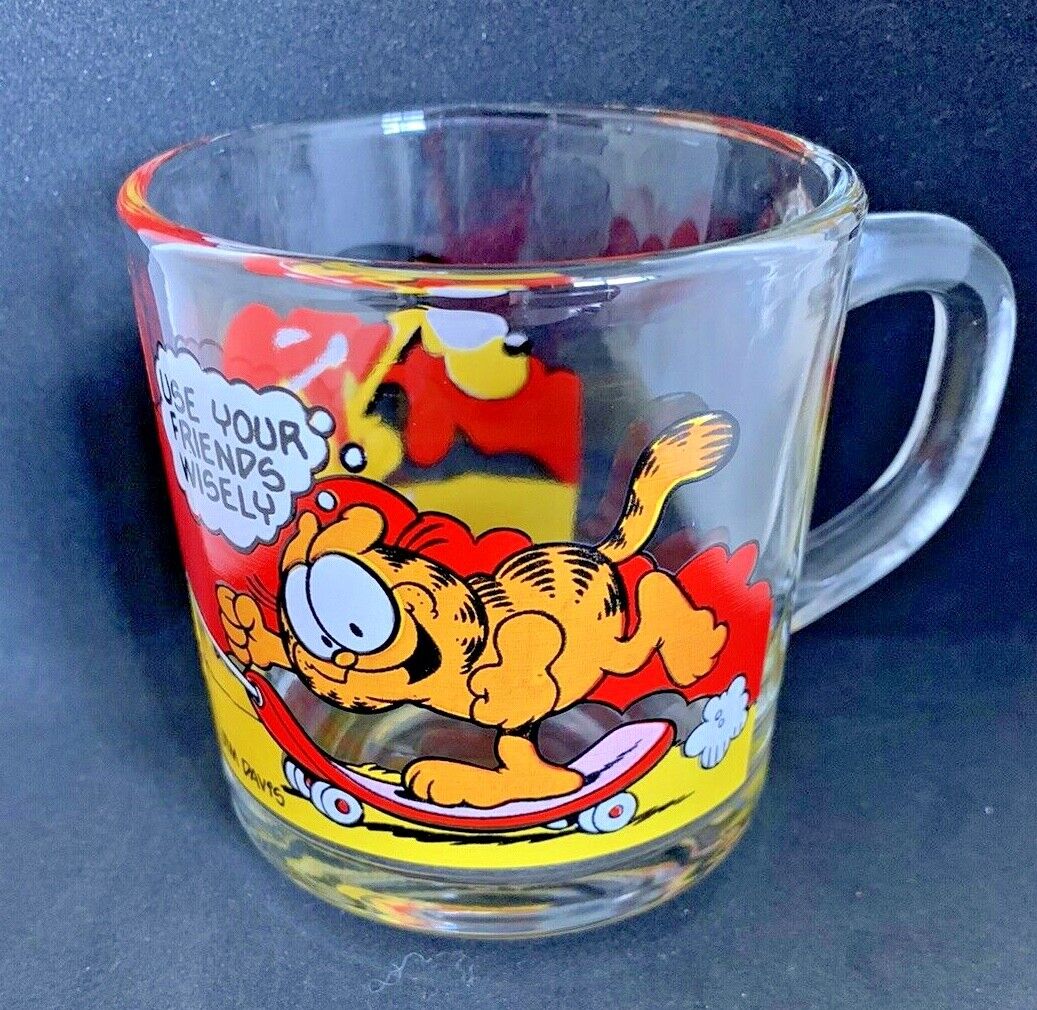 Vintage 1978 Garfield And Odie McDonalds Use Your Friends Wisely Coffee Mug EUC