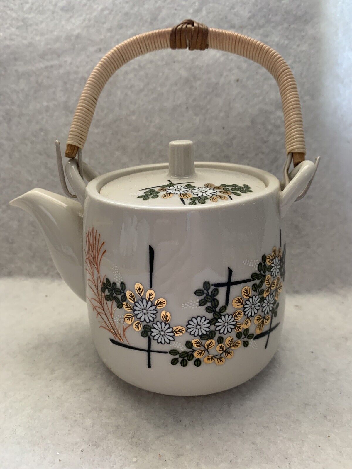 Vintage Japanese Kutani Ware Floral Teapot w/Bamboo Handle