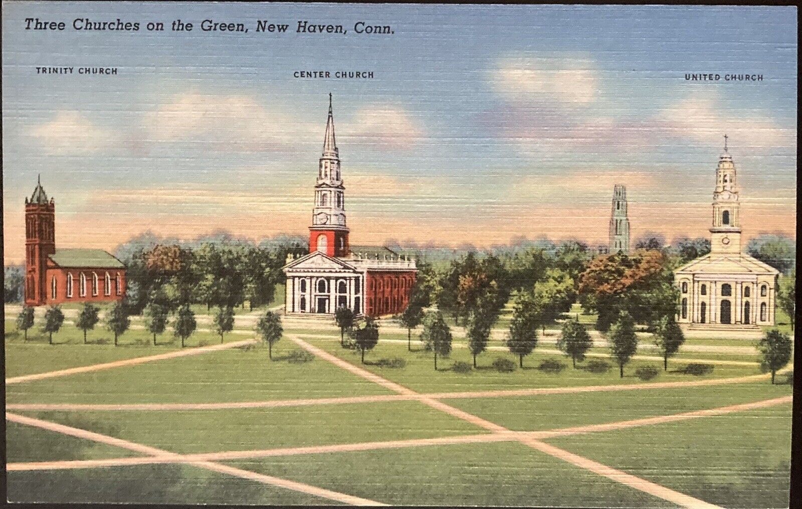 NEW HAVEN, CONN. C.1940 PC.(M94)~VIEW OF THREE CHURCHES ON THE GREEN