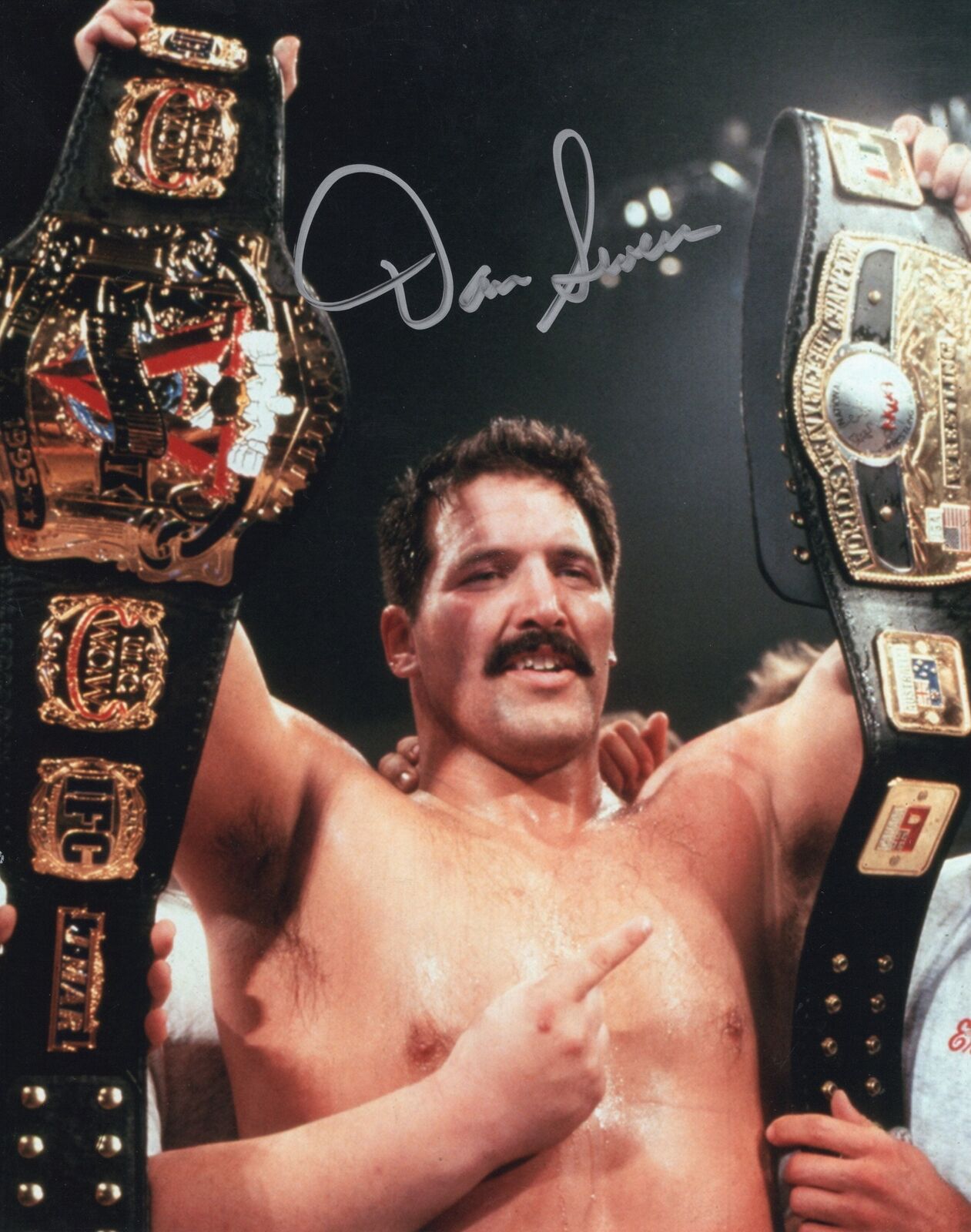 Dan Severn (8x10) photo signed auto autographed WWF WWE