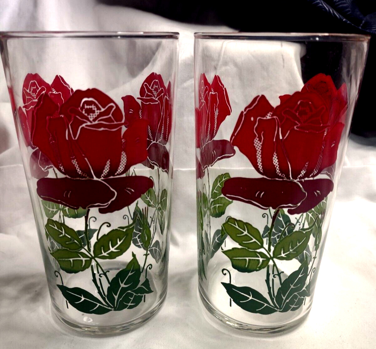 2 VTG 1950\'s Tumblers Barware Bar Drinking VTG Red Roses on Clear Drinking Glass