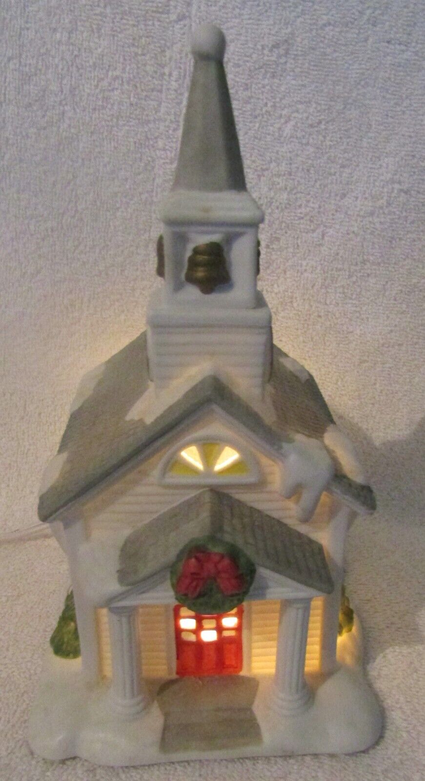 PARTYLITE THE CHURCH. PO428 Porcelain Bisque Tealight Candle Holiday