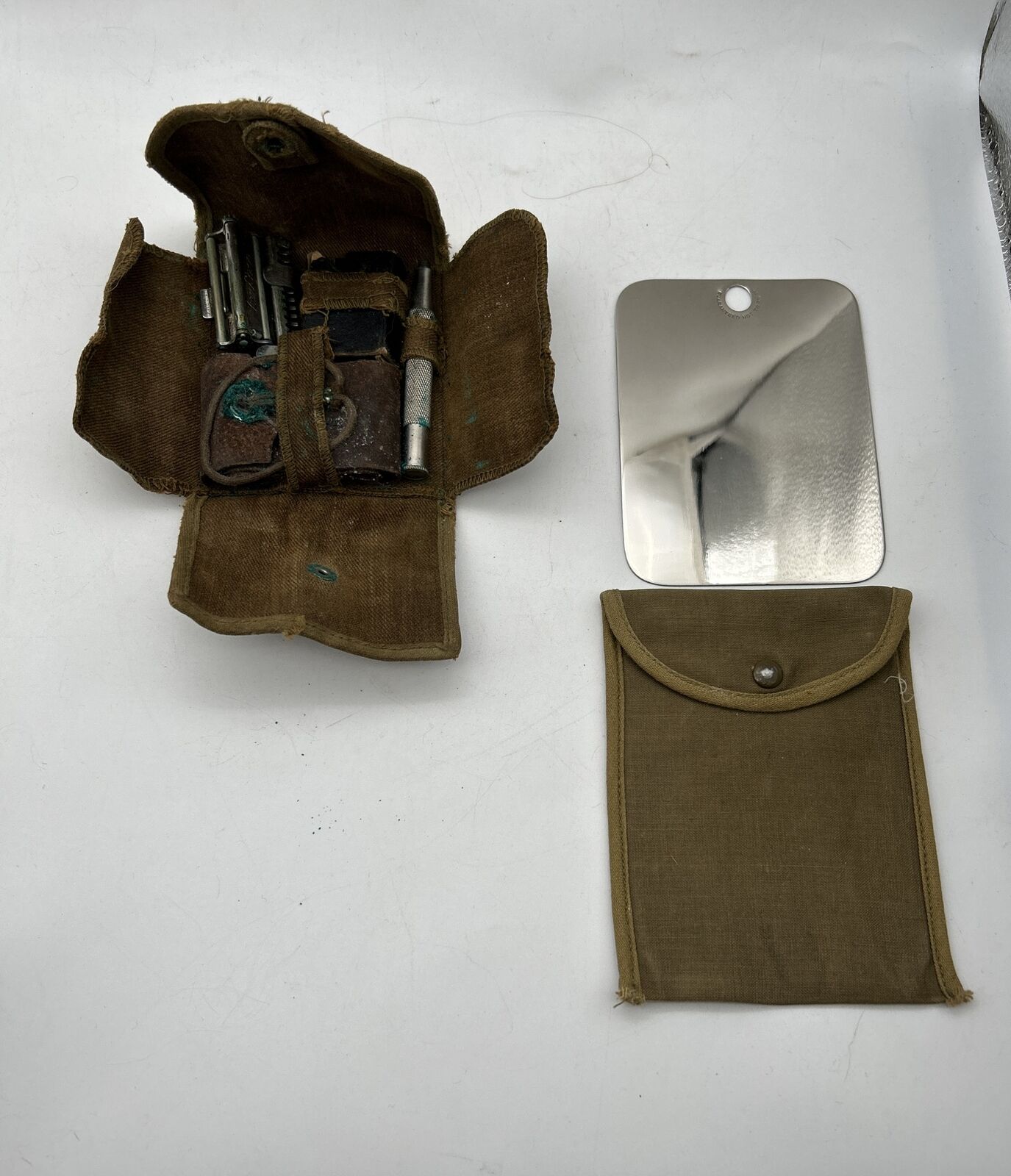 WWI U.S. Army Travel Shaving Kit w/mirror