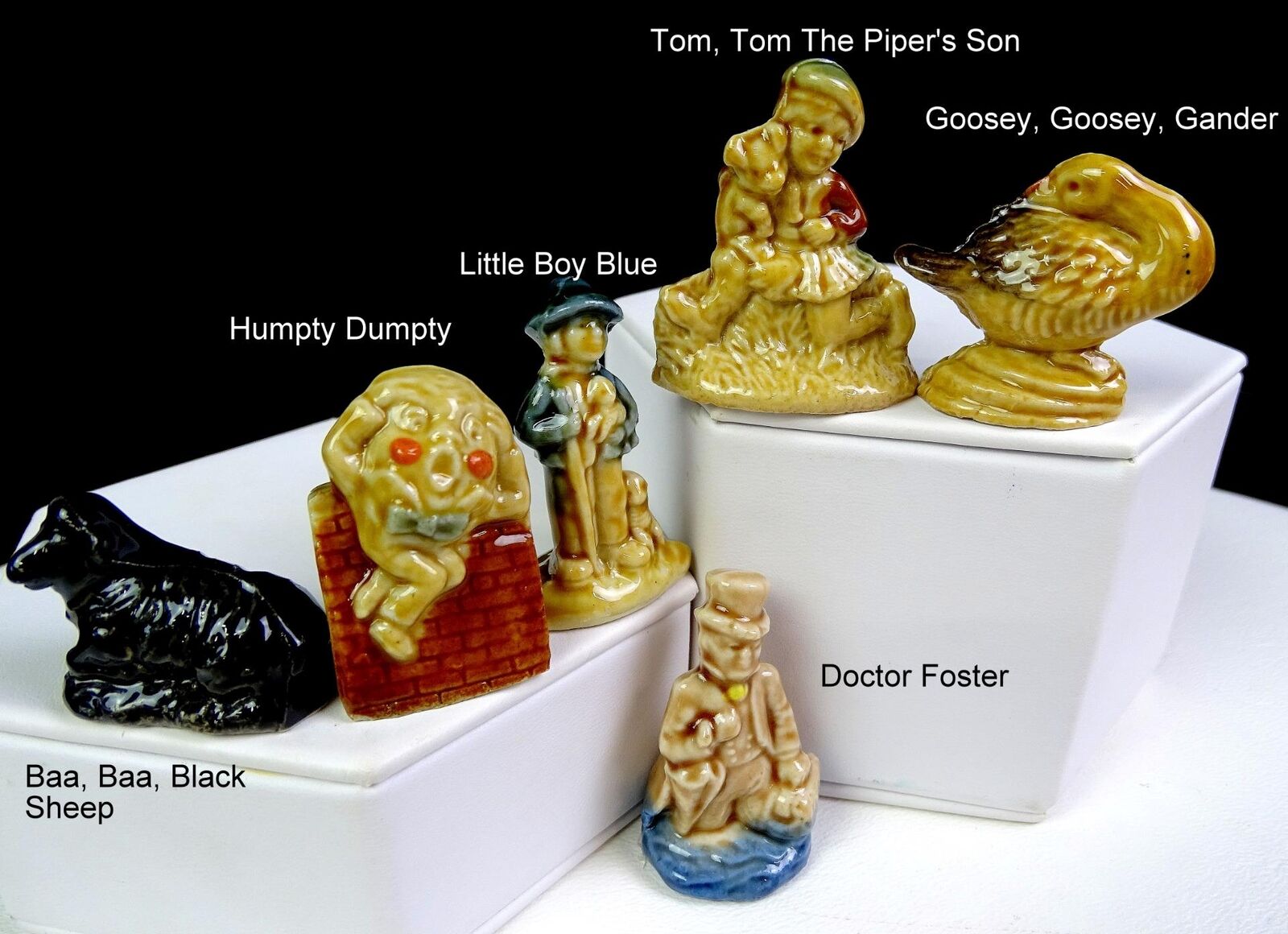 Wade porcelain Red Rose Tea Series Set of 6 Nursery Rhyme Whimsey Figurines 1971