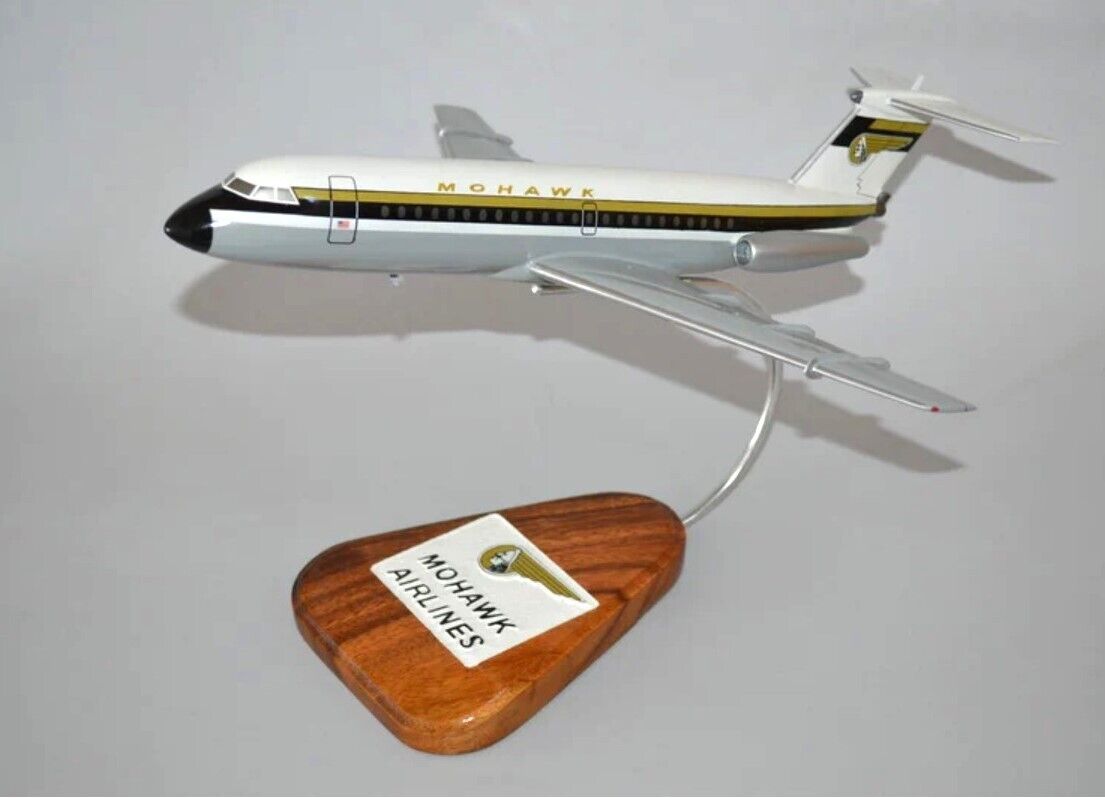 Mohawk Airlines BAC-111 Old Livery Desk Top Display Jet Model 1/100 SC Airplane