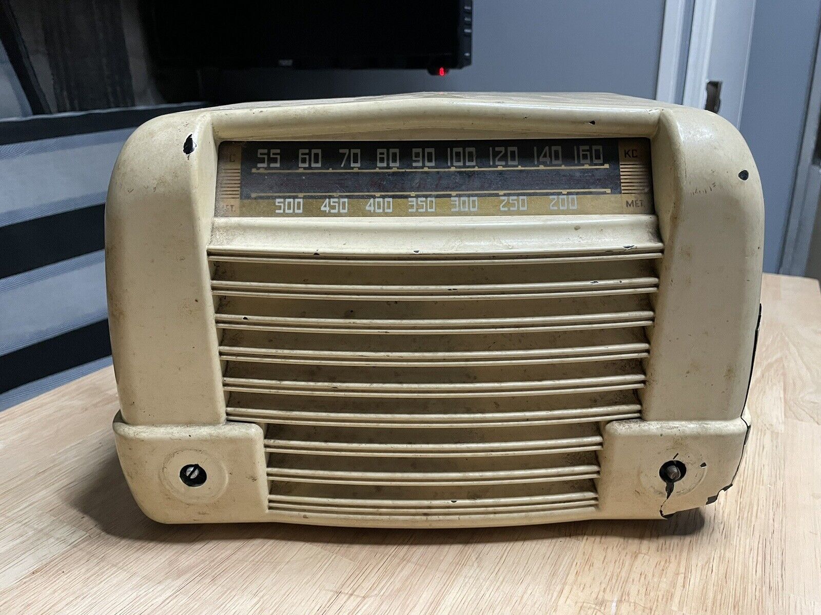 Vintage Mantola R654-PV Magna-Beam Magic Antenna Tabletop Tube Radio- Parts
