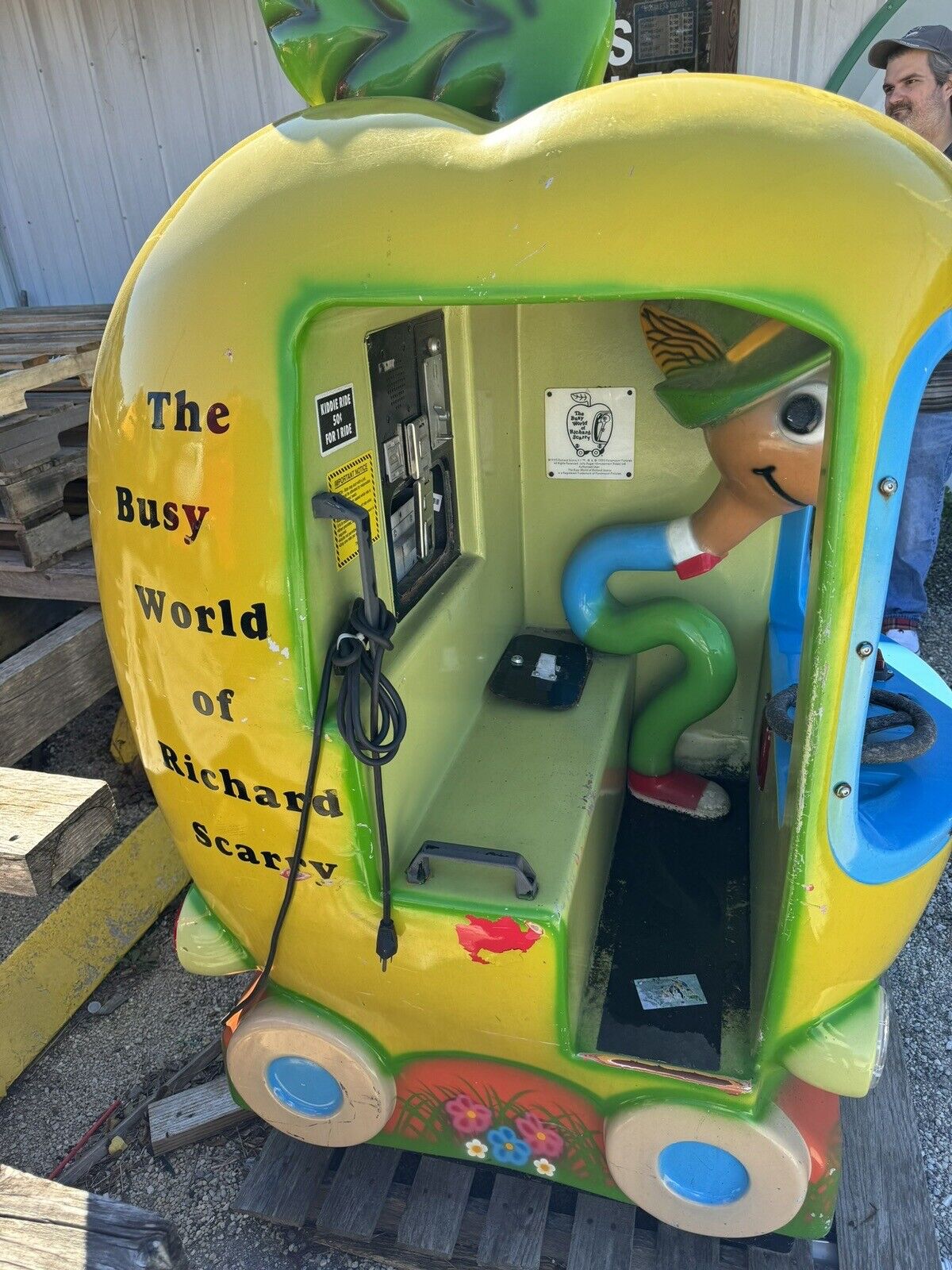 Kiddie Ride-The Busy World Of Richard Scarry Arcade Ride “As Is”