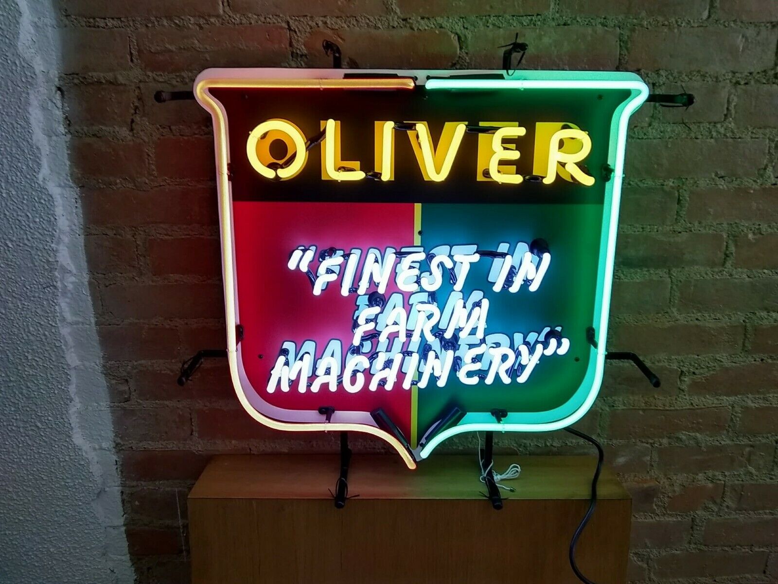 New Oliver Finest in Farm Machinery Neon Sign 24\