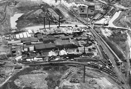The Sherdley Glass Works St Helens England c1930 OLD PHOTO 1