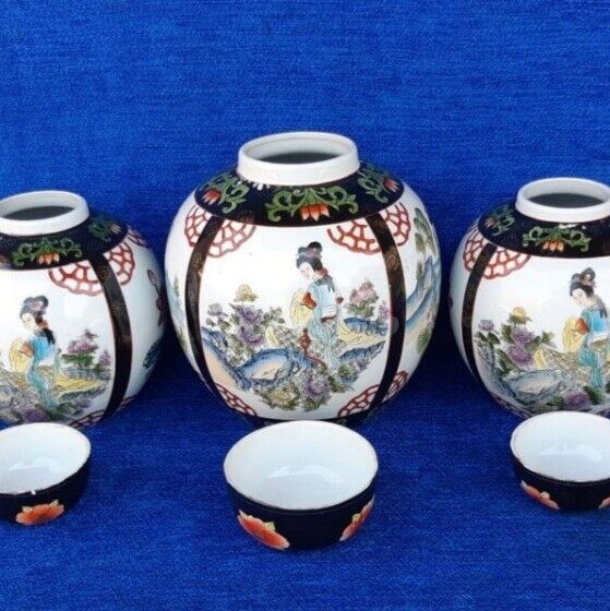 chinese porcelain vase Painted Figures Superb Chinese Vintage Signed Cover Rare