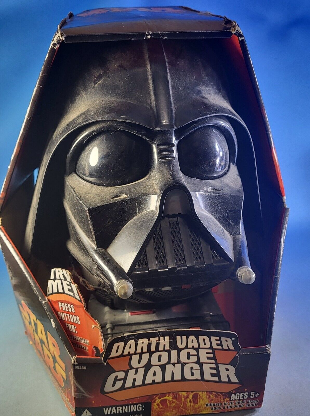 2005 Hasbro Star Wars Revenge Of The Sith Darth Vader Voice Changer Helmet