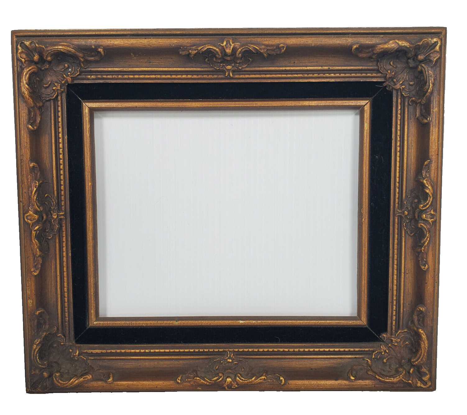 Ornate Gold Gilt Vtg Wood 15x13 Frame Velvet Inset for 8x10 or 10x12 Painting