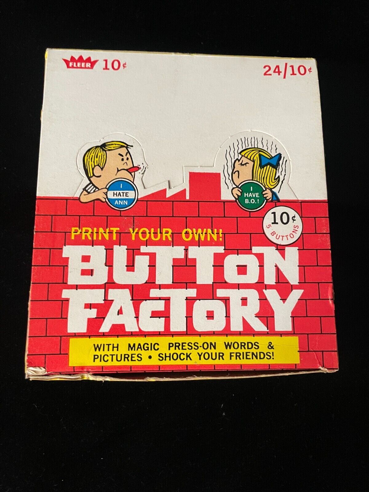 1970 BUTTON FACTORY FULL BOX (24 PACKS) MADE BY FLEER