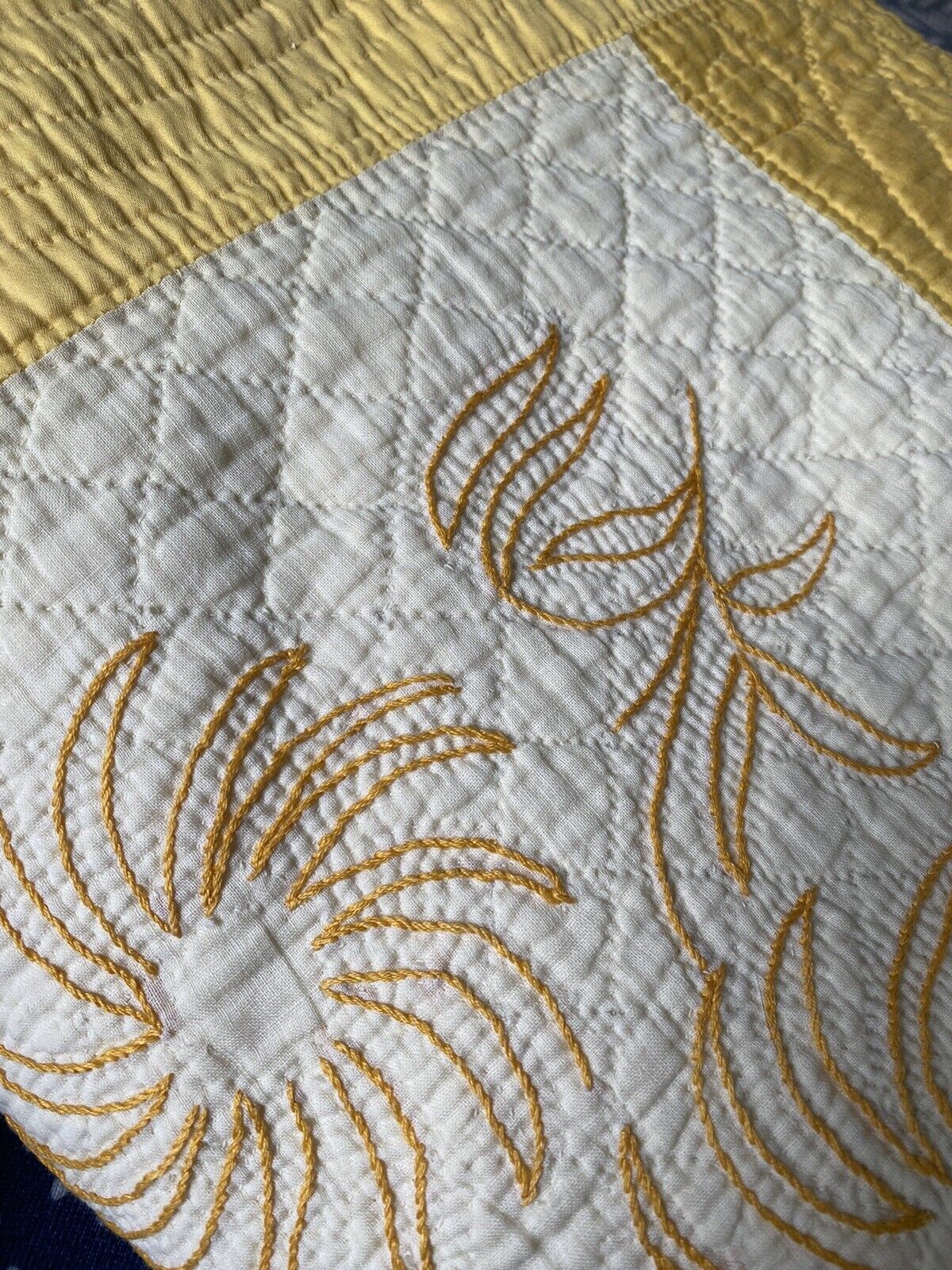 Vintage Hand Sewn Pennsylvania Gold Yellow Flower Quilt 97”x70”
