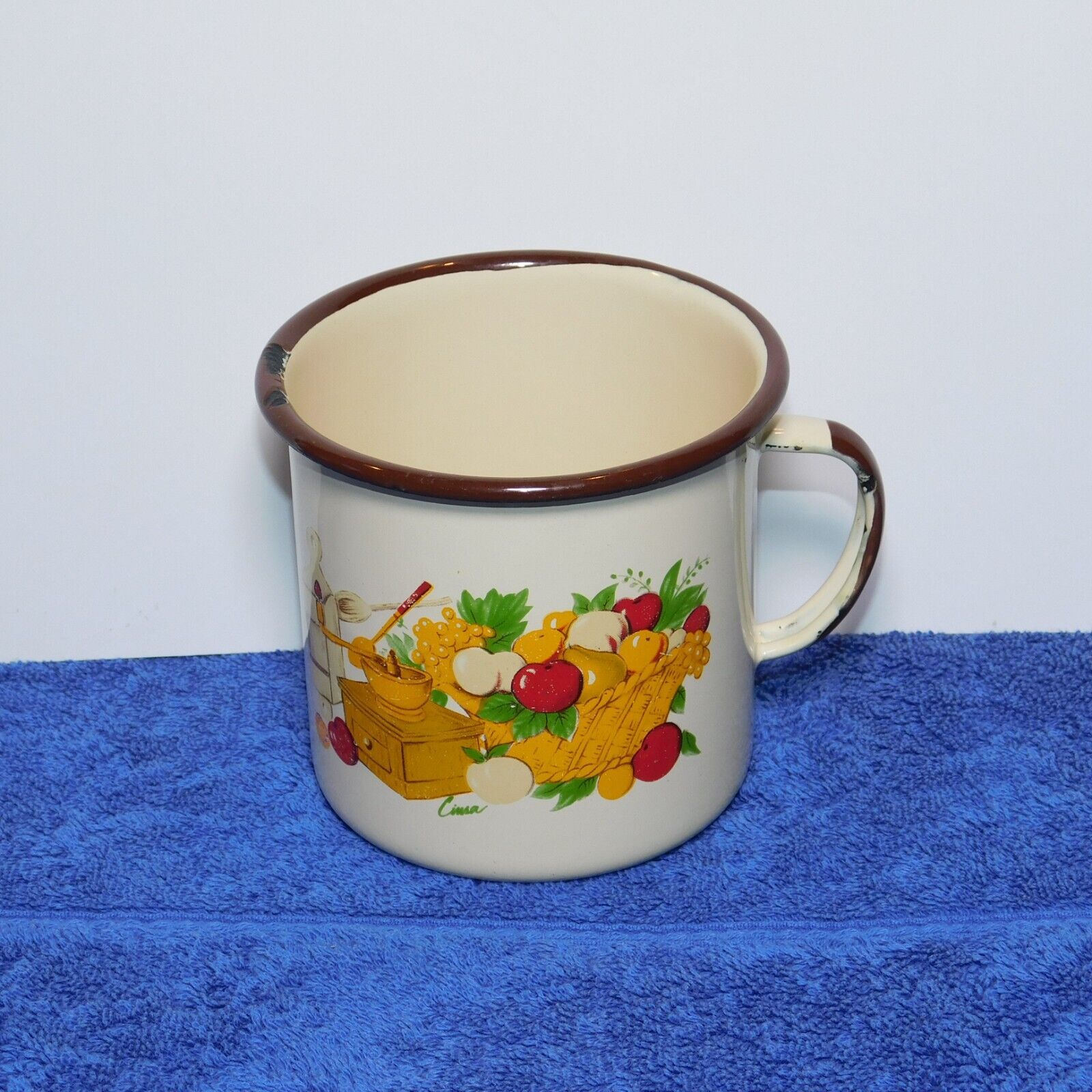 Vintage CINSA Enamelware Bountiful Harvest 20Oz Coffee Mug Cup Kettle Kitchen