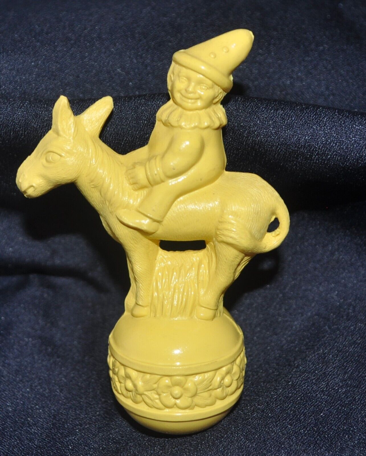 MINTY ANTIQUE 1920S VTG VISCOLOID CELLULOID EASTER TOY SCARY CLOWN ON DONKEY 4\