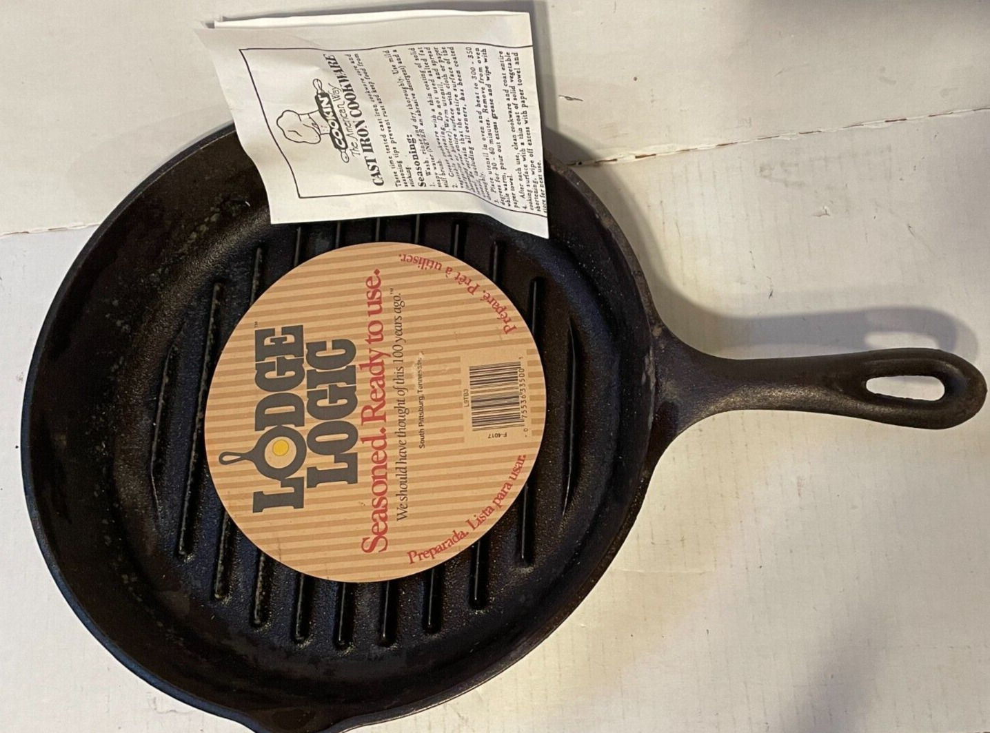 VINTAGE LODGE LOGIC CAST IRON SKILLET, SEASONED,READY TO USE,CAMPING,HOME