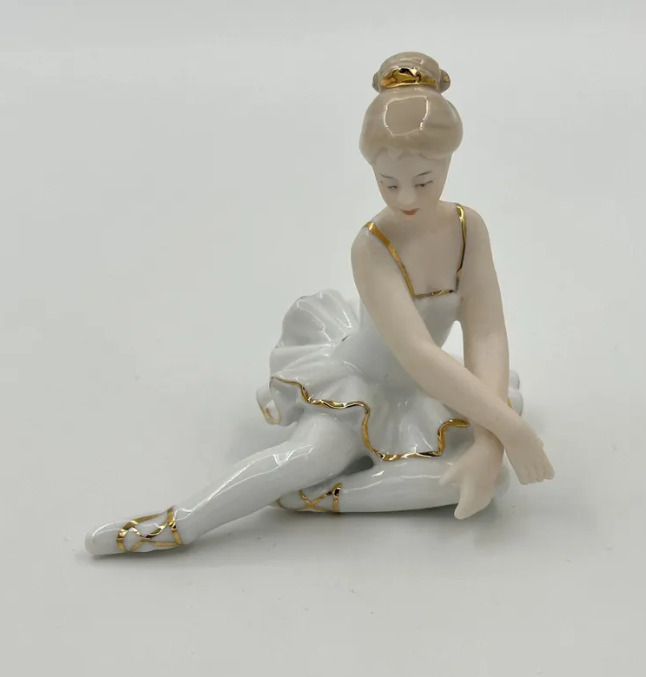 Statue Ballerina Vintage Porcelain Creative Decor Unique Exquisite Gilded 83g
