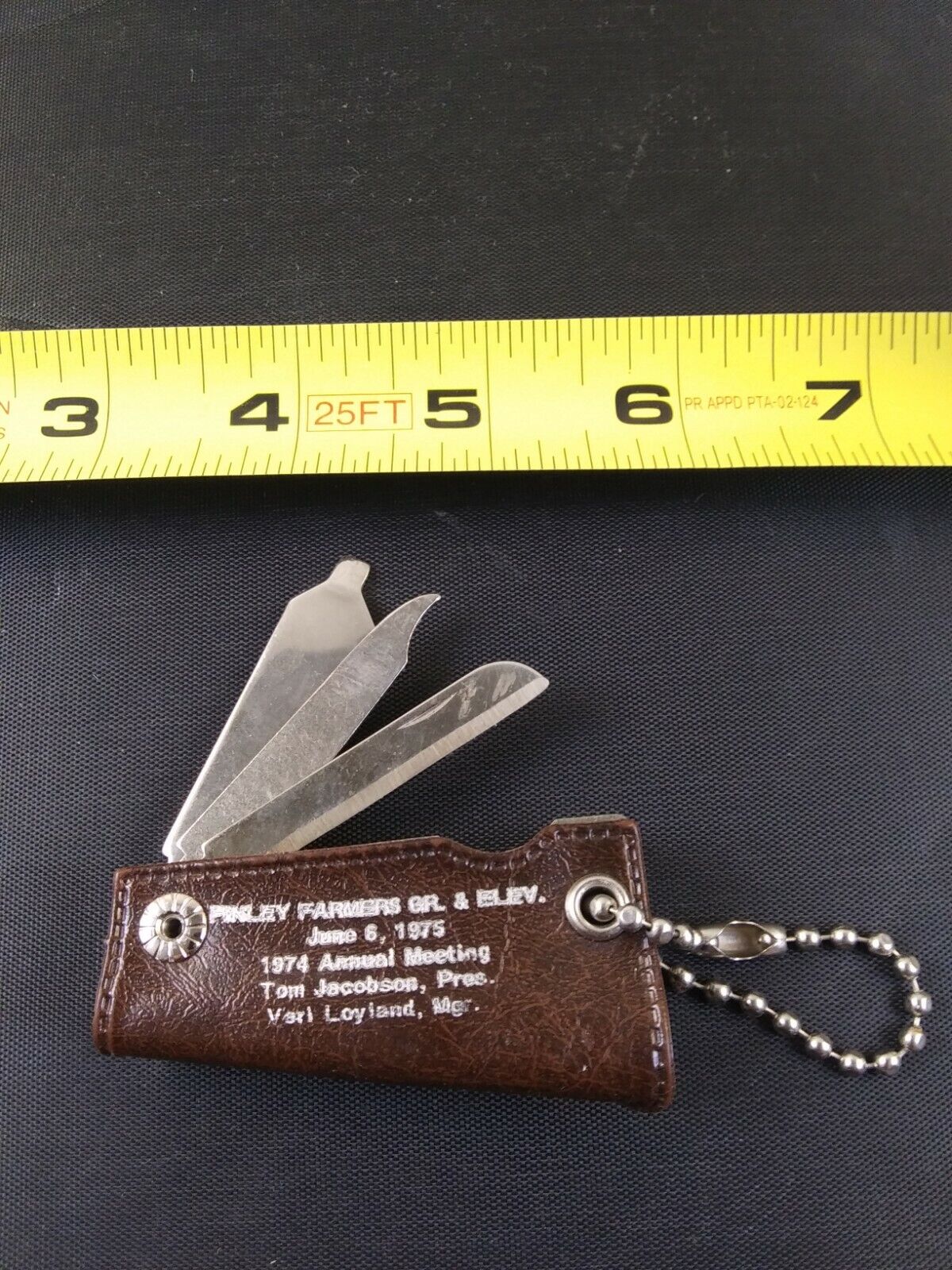 Vintage Finley Farmers Pocket Knife Keychain Key Ring Chain Style Hangtag *109-C