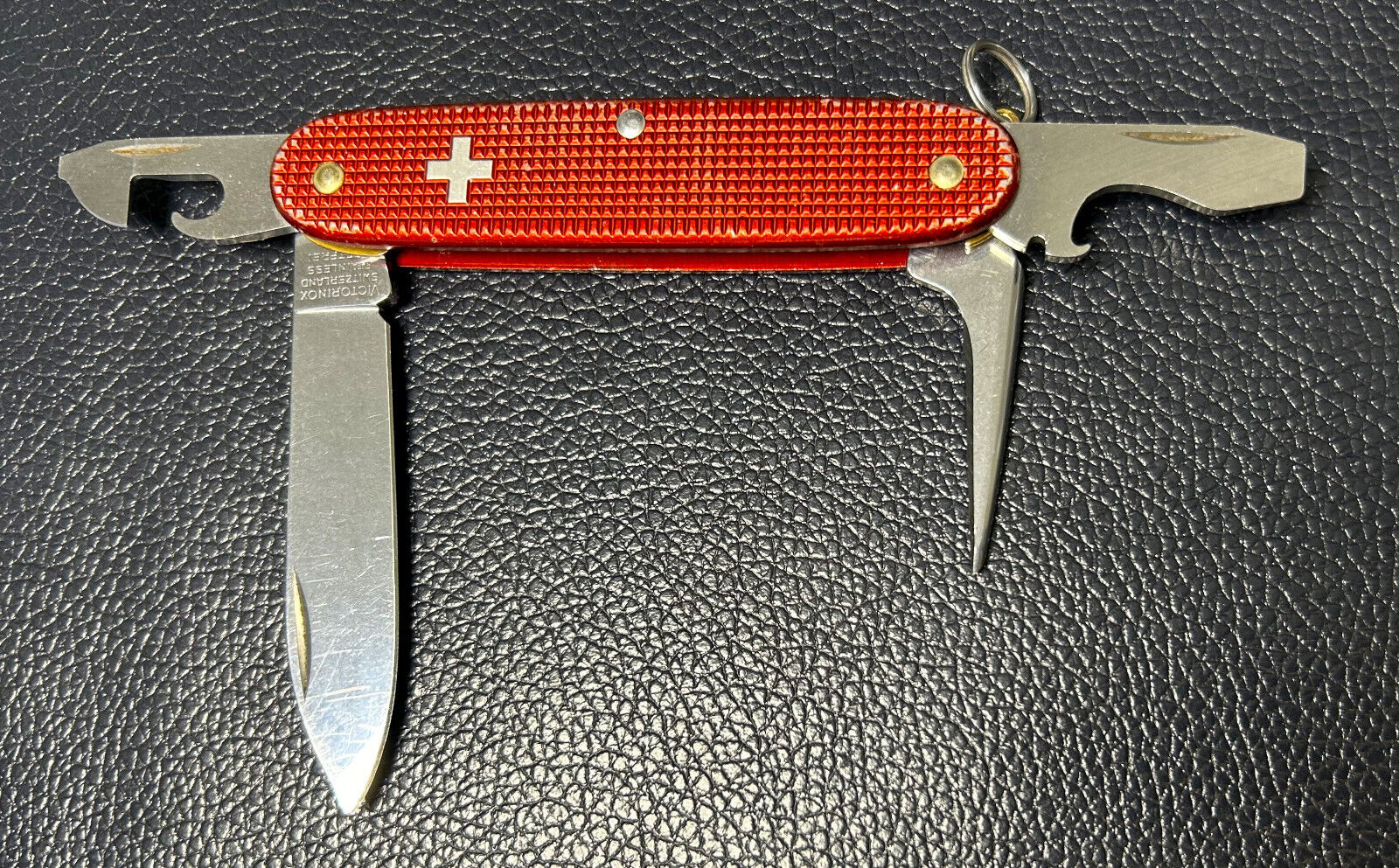 Victorinox PIONEER Swiss Army Knife - 93mm - Red Alox Old Cross - Vintage