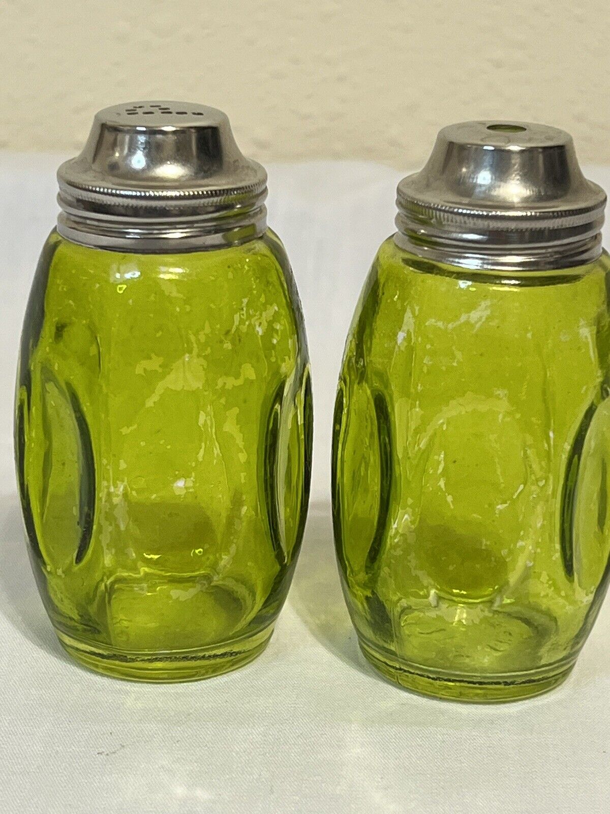 Vintage, Green, Airlock, Shaker Set, Preowned 