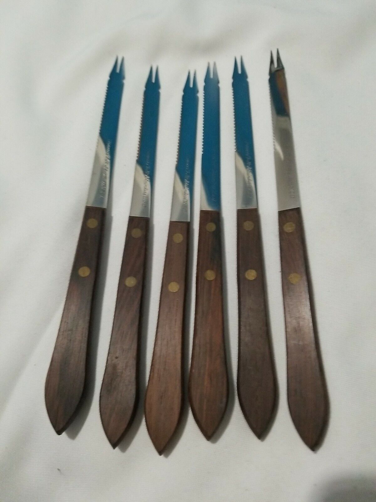 6 Vintage Geneva Stainless Knives Wood Double Pronged Tip Serrated Blade USA