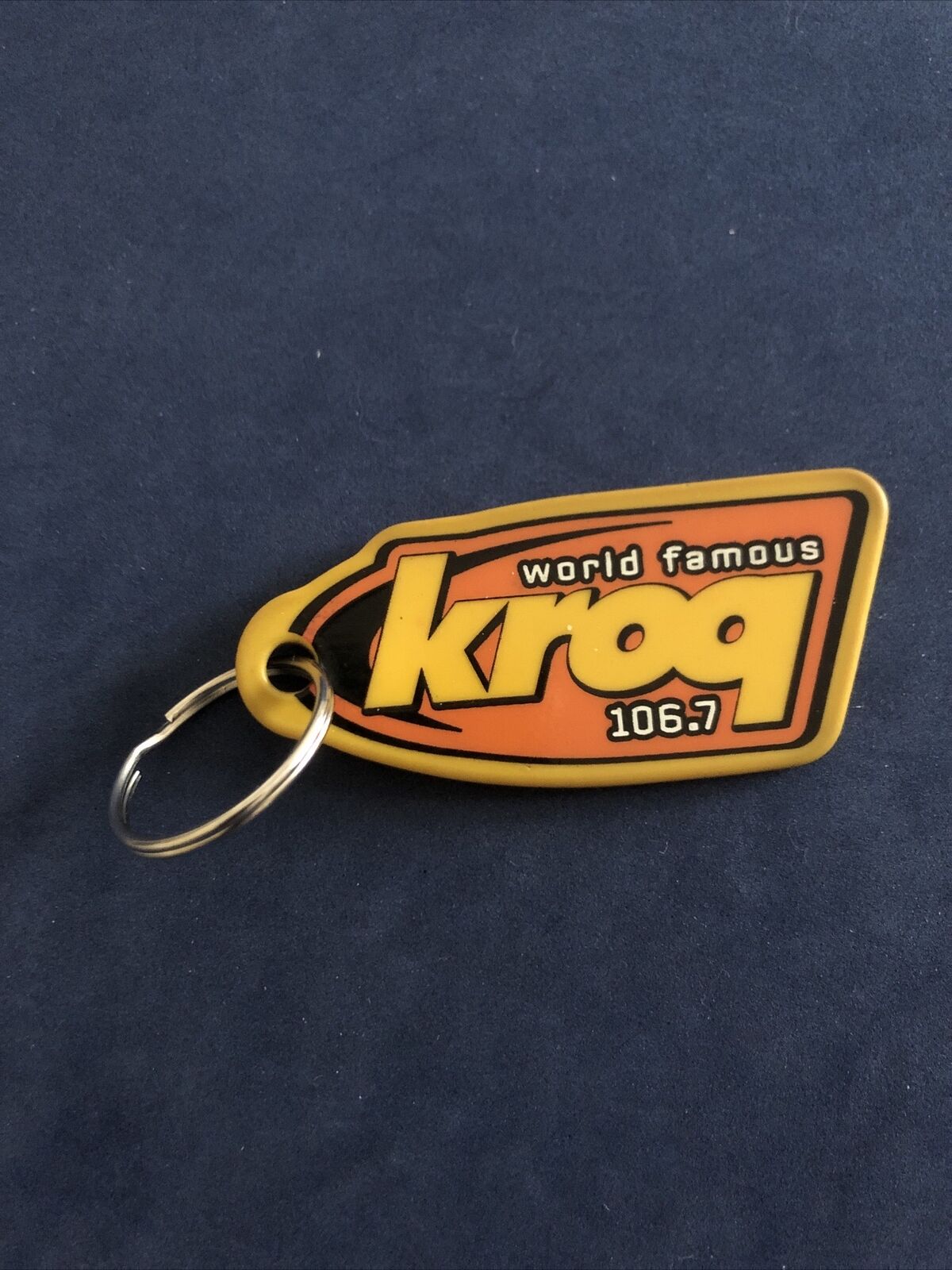 Los Angeles KROQ 106.7 Rock Music FM Radio Station California Vintage Key Chain