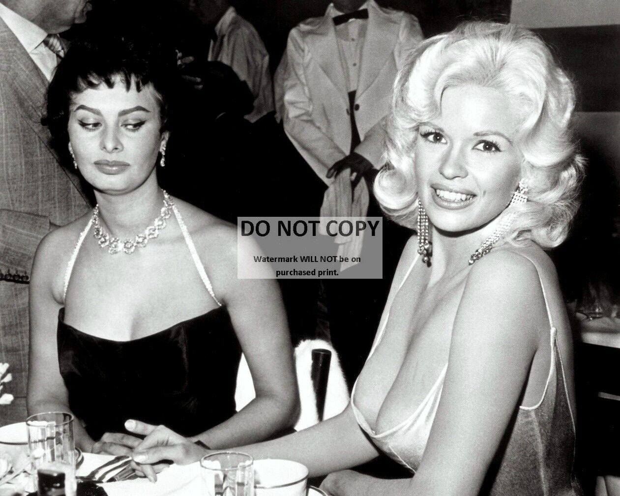 SOPHIA LOREN & JAYNE MANSFIELD AT A PARTY IN 1957- 8X10 PUBLICITY PHOTO (AB-150)