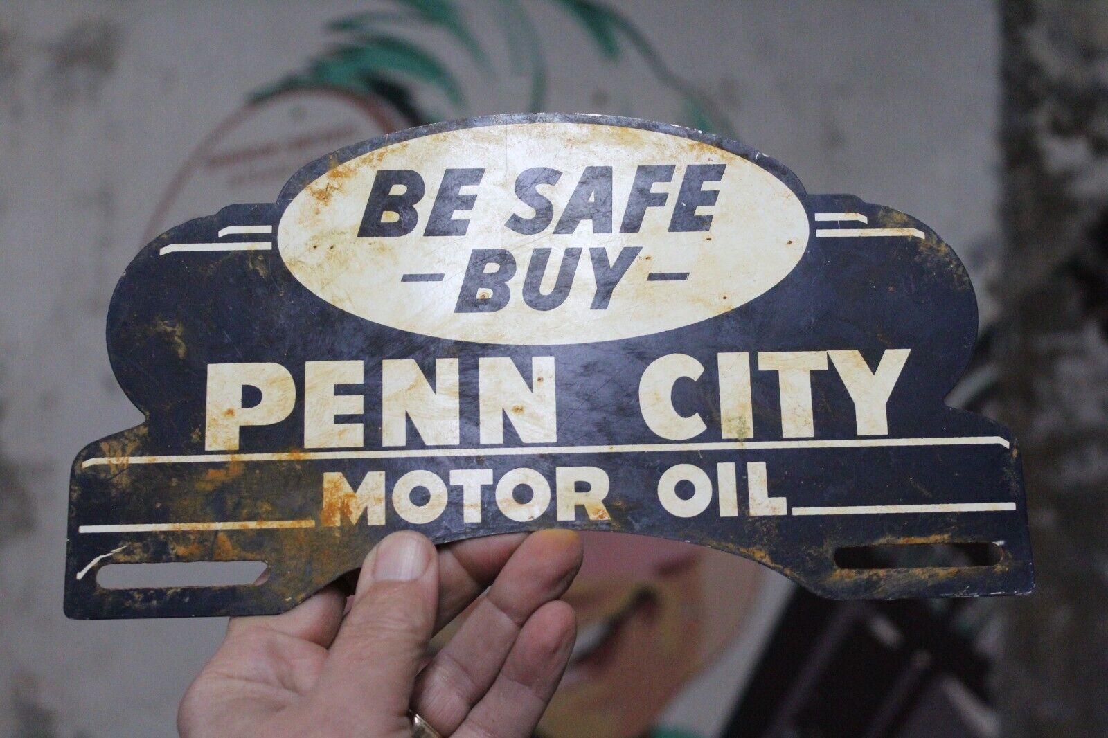 1950s PENN CITY MOTOR OIL PAINTED METAL TOPPER SIGN AUTOMOTIVE OIL GAS CAR AUTO
