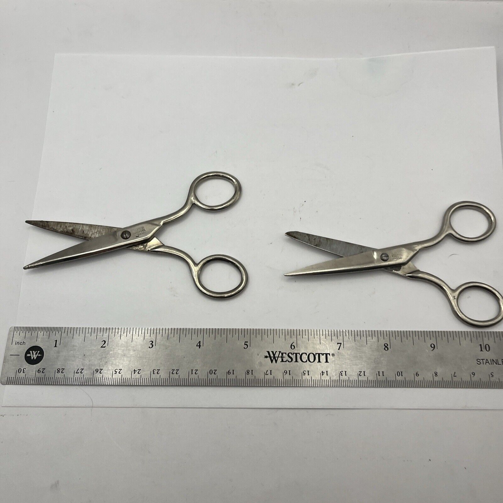Vintage Deluxe KleenCut  Shears Scissors Silver Handles Made in USA Sewing