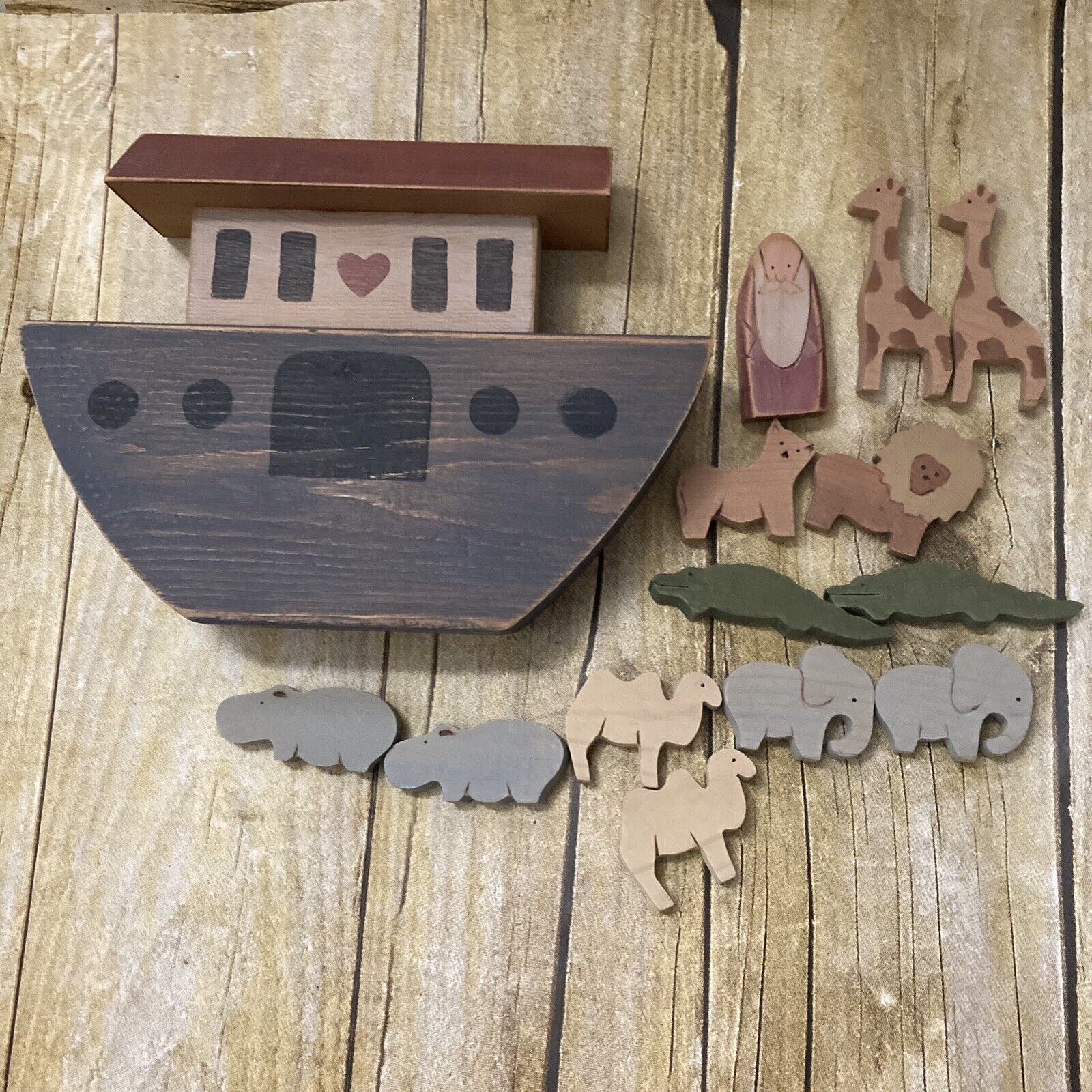 Wooden Noah\'s Ark With 6 Animal Pairs and Noah Country Vintage Decor Farmhouse