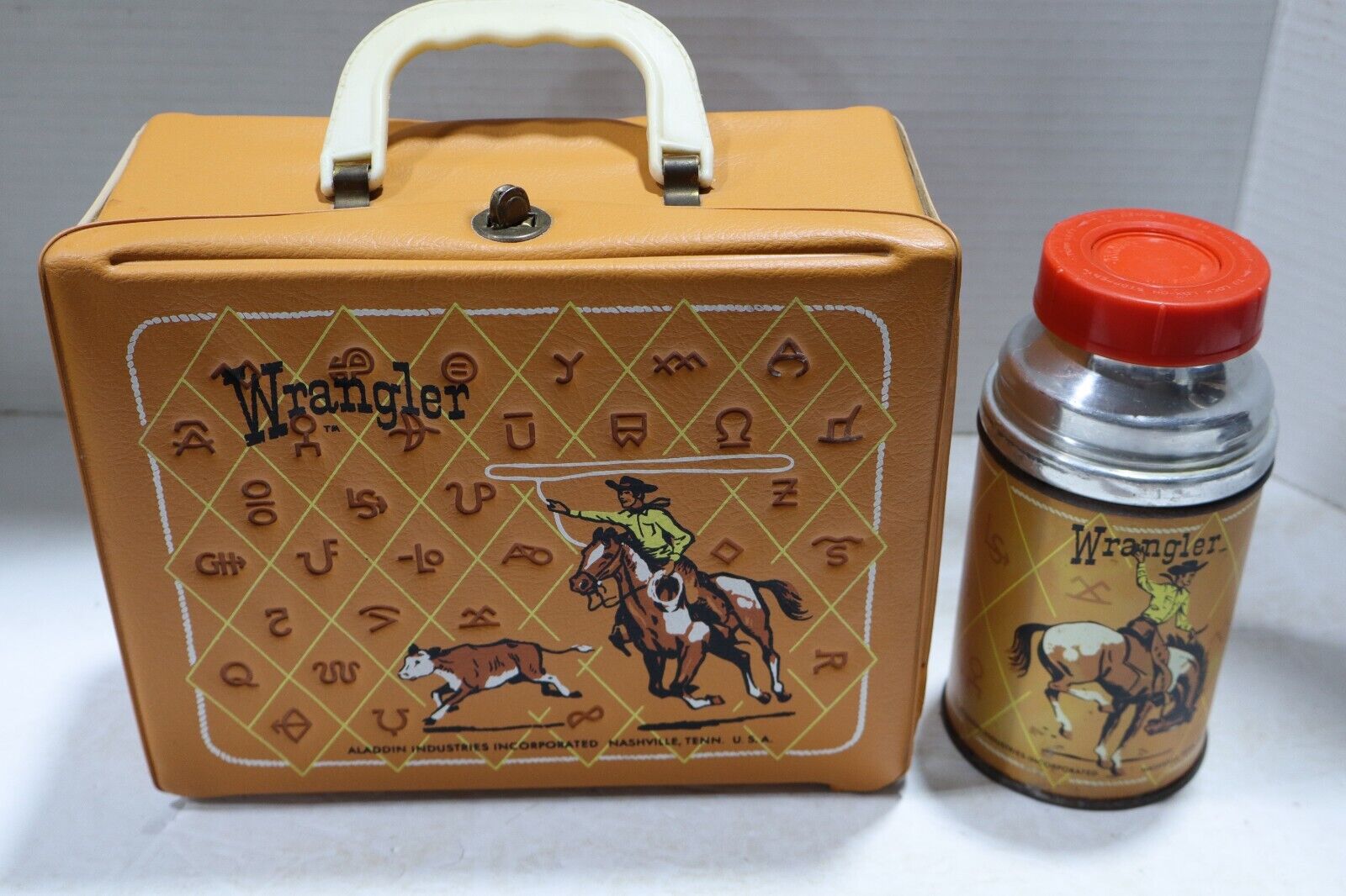 1962 Aladdin Wrangler Vinyl Lunch Box with White Plastic Handle With Thermos #2