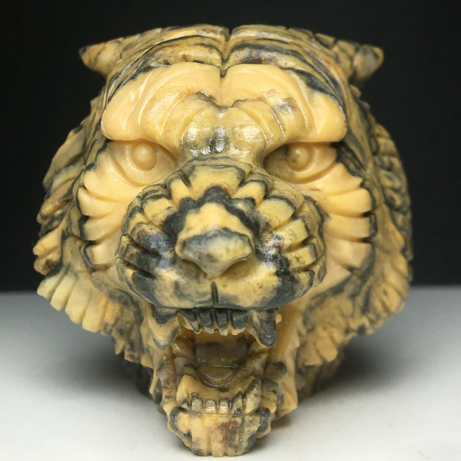 Natural Crystal.Specimen, SNAKE SKIN JASPE . Hand-Carved. Exquisite Tiger Head