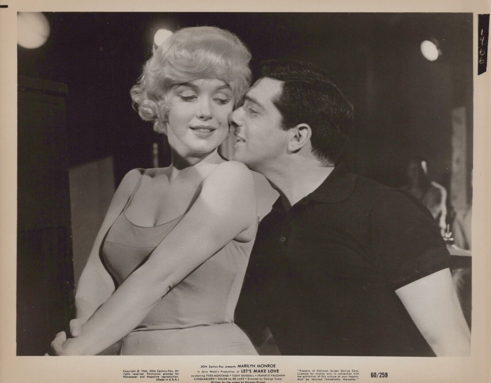 Marilyn Monroe + Frankie Vaughn in Let\'s Make Love (1960) ❤ Original Photo K 46