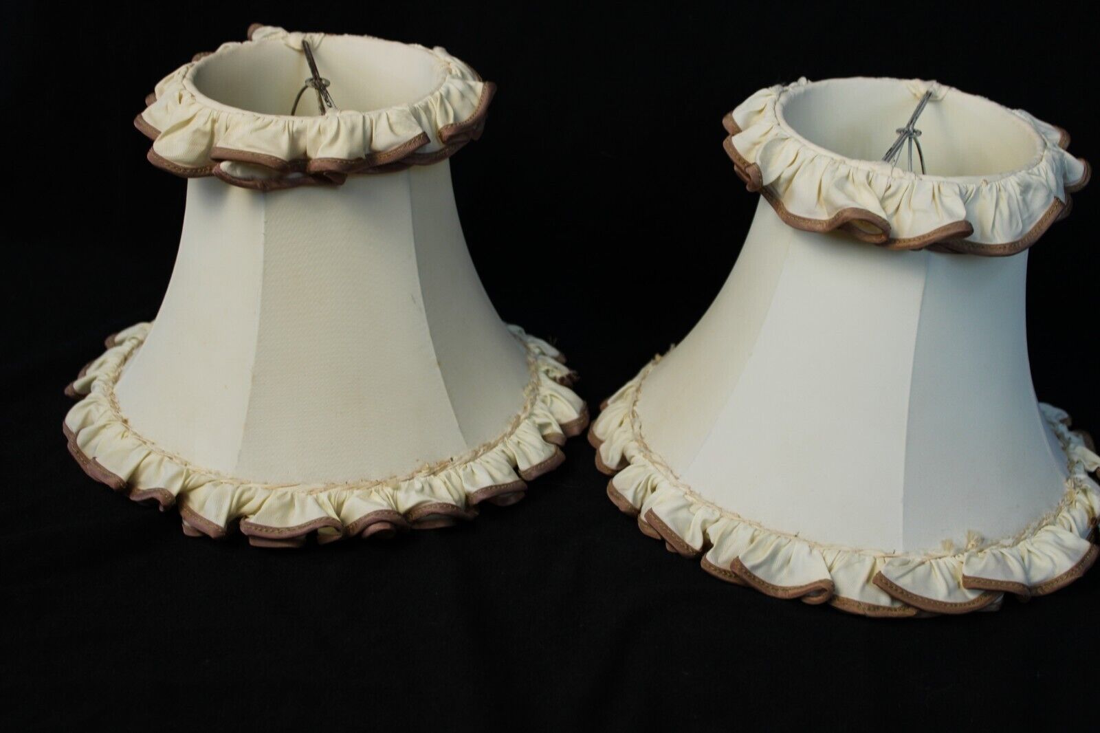 Vintage Pair Beige/brown Boudoir Lamp Shades Ruffled Clip-on Beautiful