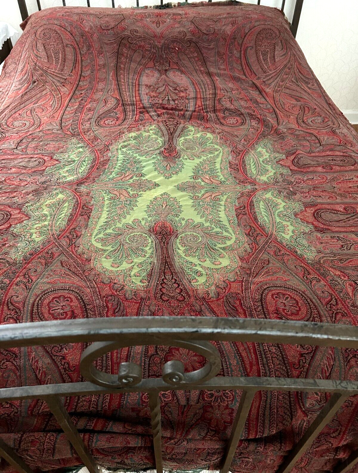 ANTIQUE PAISLEY WOOL KASHMIR PIANO SHAWL TEXTILE 63 X 118 AS IS