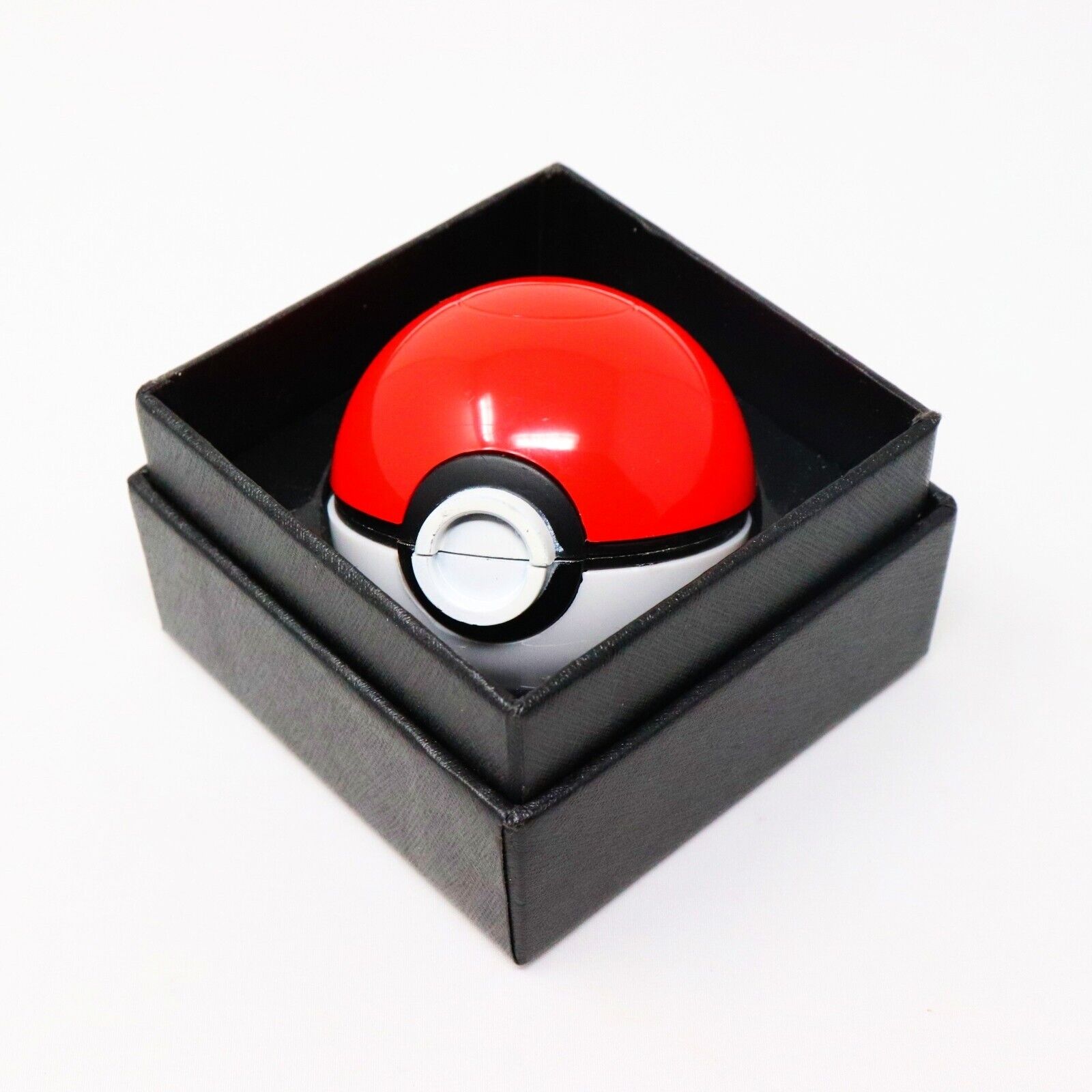 2\'\' 40 mm Red White Ball Herb Pokeman Grinder 4 Layer Smoking Accessories THB-92
