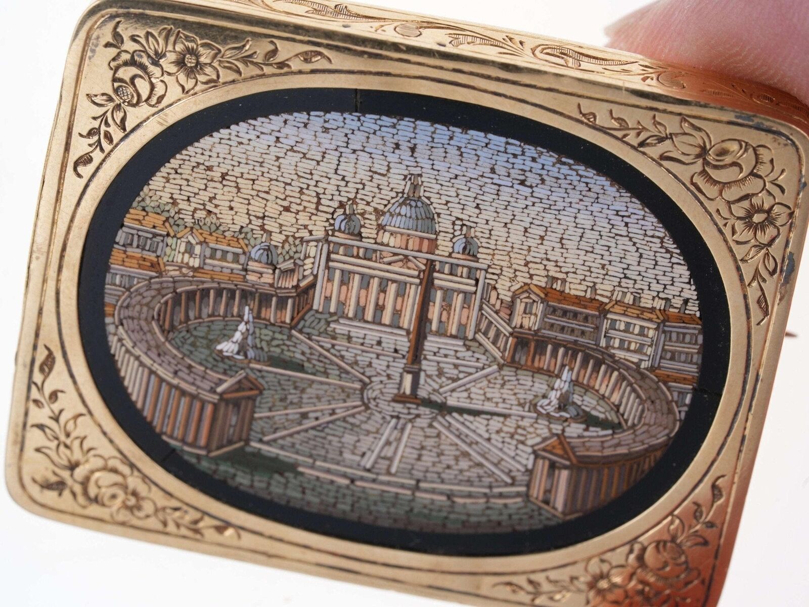 Large Antique 18k Gold Micro-Mosaic Pin