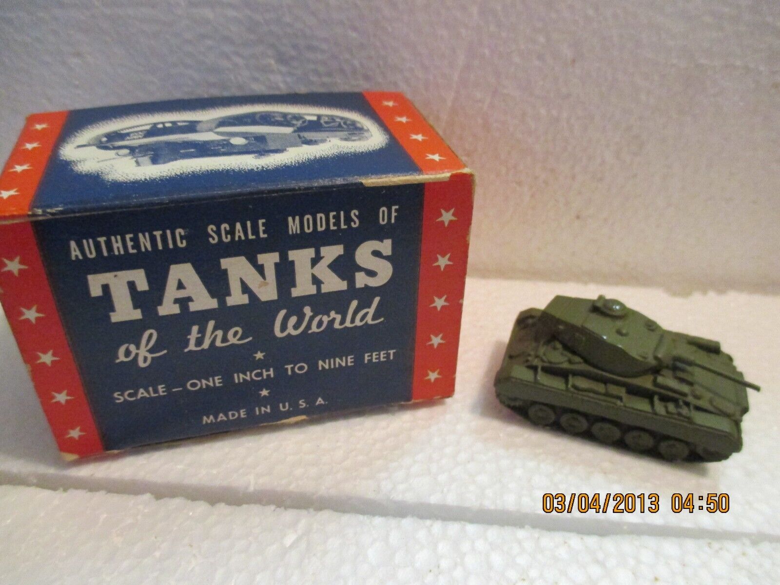 Aristocraft WWII Metal Miniatures Tanks & Equipment-U.S. Light tankn-24-----5