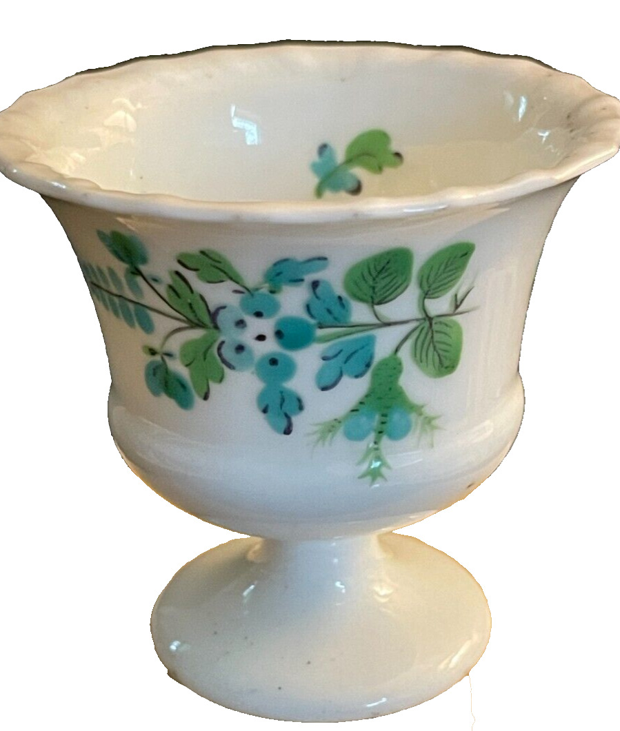 Antique/Vintage Egg Cup Excellent Condition Urn Shape
