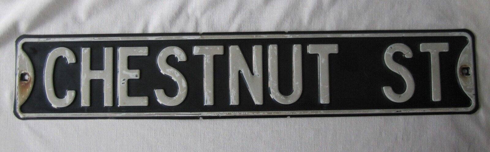 Org. Authentic Vtg 1950s CHESTNUT ST Steel Embossed Street Sign Man Cave Rat Rod